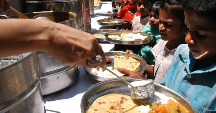 सीएम योगी आदित्यनाथ ने 3 से 6 साल के बच्चों के लिए ‘गर्म पका हुआ भोजन योजना’ शुरू की