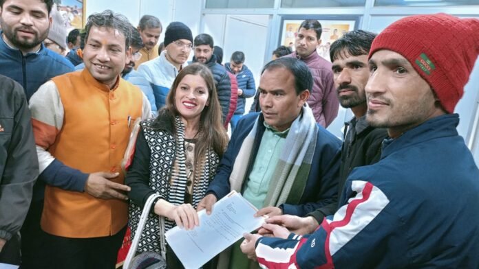 स्वास्थ्य मंत्री को अवगत कराई जौनसार बाबर में बदहाल पड़ी स्वास्थ्य व्यवस्था