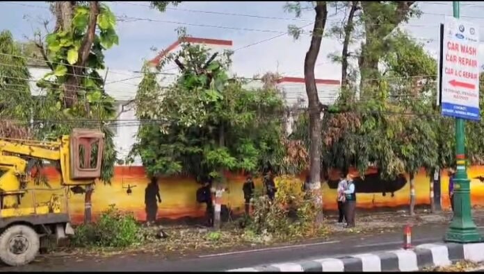 देहरादून में तेज हवाओं और बारिश से गर्मी से राहत