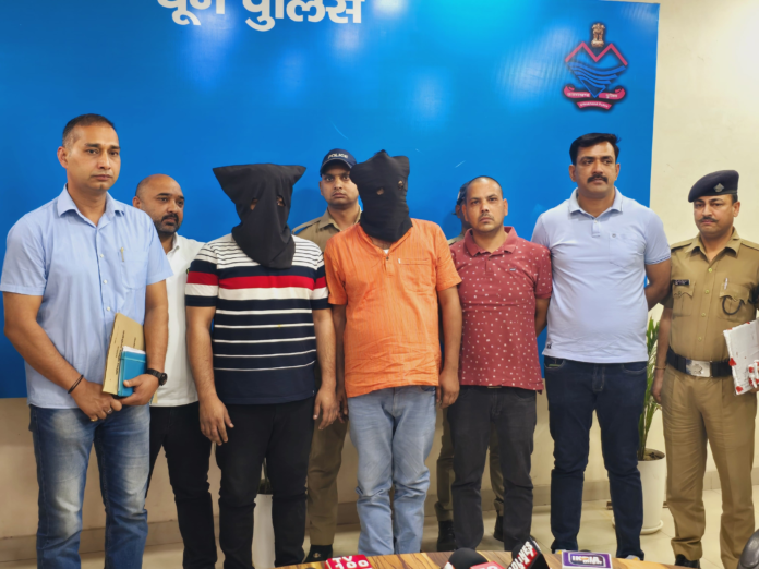 रायपुर में नशे में धुत युवक ने पुलिस कार चोरी की, परिजनों को सुपुर्द