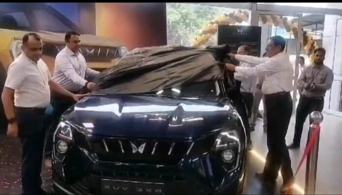 महिंद्रा ने लांच की अपनी नई कर एक्सयूवी 3 एक्सओ। अब देहरादून में भी हुई उपलब्ध।