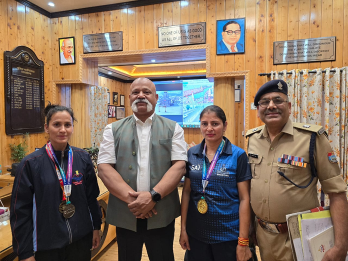 उत्तराखण्ड पुलिस के खिलाड़ियों को मिली शुभकामनाएं, अमित सिन्हा ने किया प्रेरित
