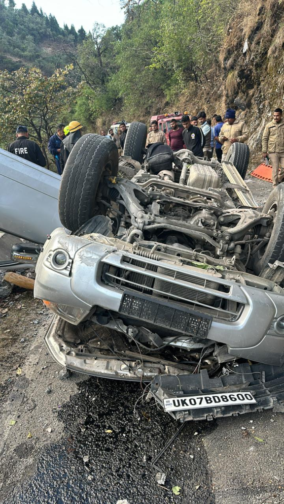 कोतवाली मसूरी में भयानक दुर्घटना: चार युवकों की मौत, दो युवतियों की हालत गंभीर