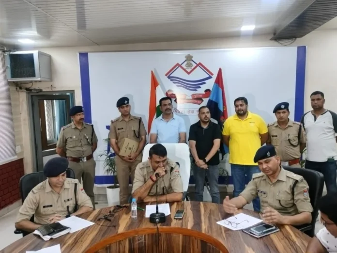पुलिस लाइन, देहरादून में प्रशिक्षु मुख्य आरक्षी (पुलिस दूरसंचार) की दीक्षान्त परेड का आयोजन This image has an empty alt attribute; its file name is image-148-1024x768.png