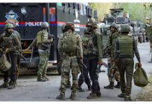 जम्मू-कश्मीर में एलओसी पर सैनिक और पाकिस्तानी घुसपैठिए मारे गए