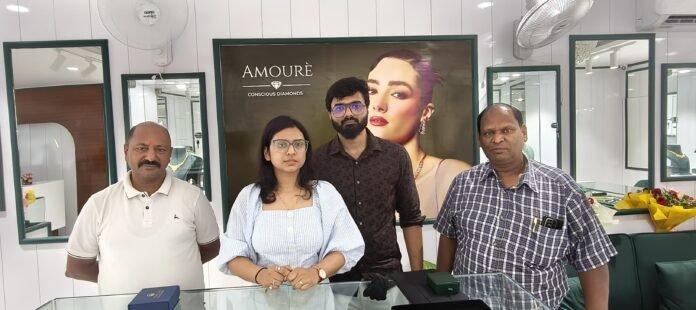 खुशखबरी: अमौर ने देहरादून में पहले लैब-ग्रो डायमंड ज्वेलरी स्टोर किया लॉन्च, 10 से 40 % छूट