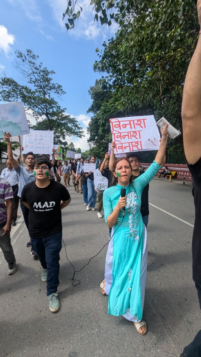 हिमालय बचाओ आंदोलन में उतरे उत्तराखंडवासी, ब्लास्टिंग के खिलाफ उठी आवाज