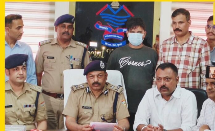 उत्तराखंड पुलिस ने दक्षिण एशिया में सिम कार्ड कार्टेल का किया भंडाफोड़