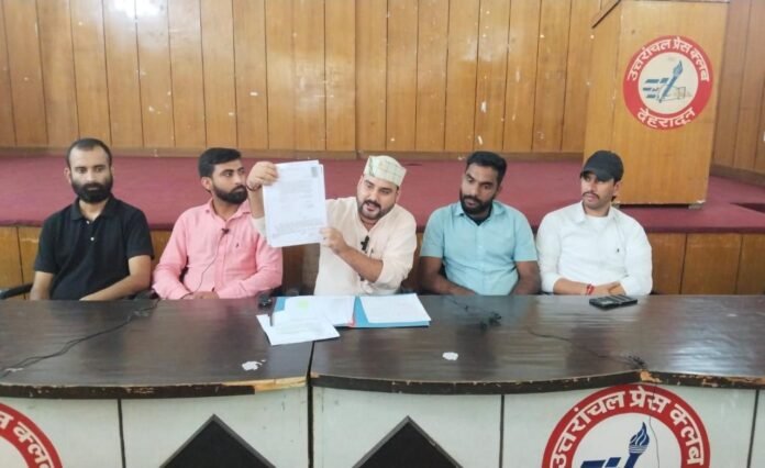 शिक्षा विभाग में भ्रष्टाचार के आरोपों ने मचाया कौतूहल ,बॉबी पँवार ने इस मंत्री पर लगाये गंभीर आरोप