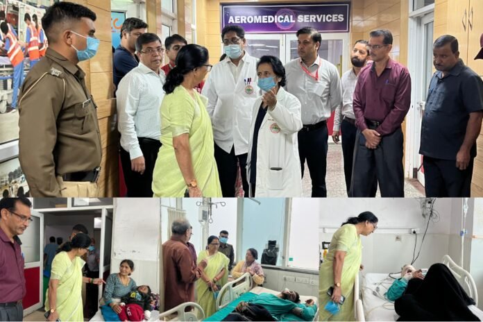 अल्मोड़ा बस हादसे के घायलों से मिलीं महिला आयोग की अध्यक्ष, मुख्यमंत्री धामी की निगरानी में मिल रहा बेहतर इलाज
