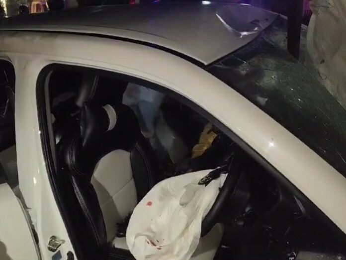 देहरादून – मोखमपुर फ्लाईओवर, कैलाश हॉस्पिटल के निकट हुआ भयंकर कार एक्सीडेंट