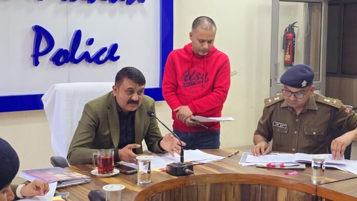 एसएससी देहरादून ने राजपत्रित अधिकारियों के साथ की बैठक, आगामी पर्वों पर सुरक्षा व्यवस्था पर चर्चा