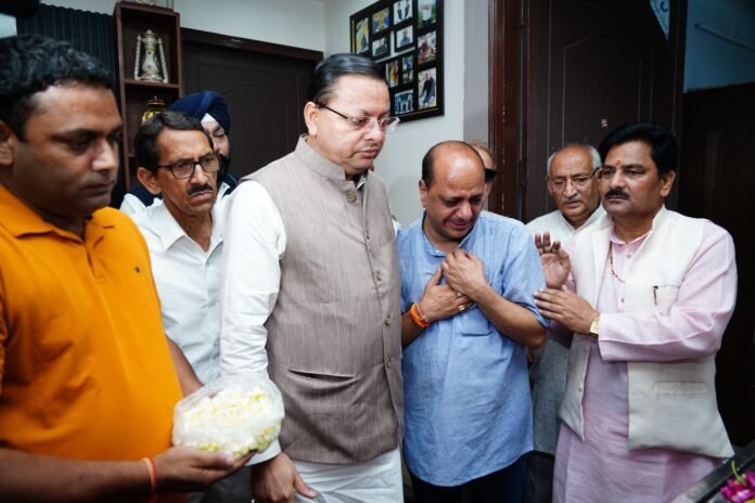 मुख्यमंत्री पुष्कर सिंह धामी ने मीडिया प्रभारी मनवीर चौहान की धर्मपत्नी के निधन पर व्यक्त किया शोक