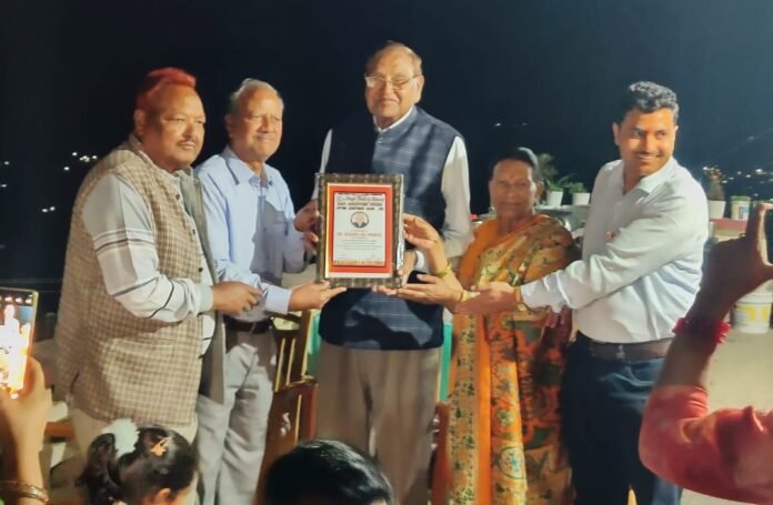 डॉ. बिहारी लाल दनोसी को मिला ‘लाइफटाइम अचीवमेंट अवार्ड 2025’