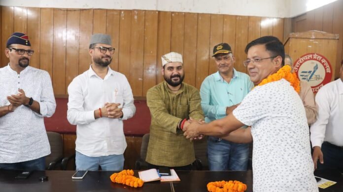 उत्तराखंड स्वाभिमान मोर्चा ने किया देहरादून महानगर कार्यकारिणी का विस्तार, 10 विधानसभा क्षेत्रों में संगठन कर चुका है विस्तार