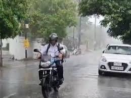 उत्तराखंड के पर्वतीय जिलों में भारी बारिश की संभावना, ऑरेंज अलर्ट जारी