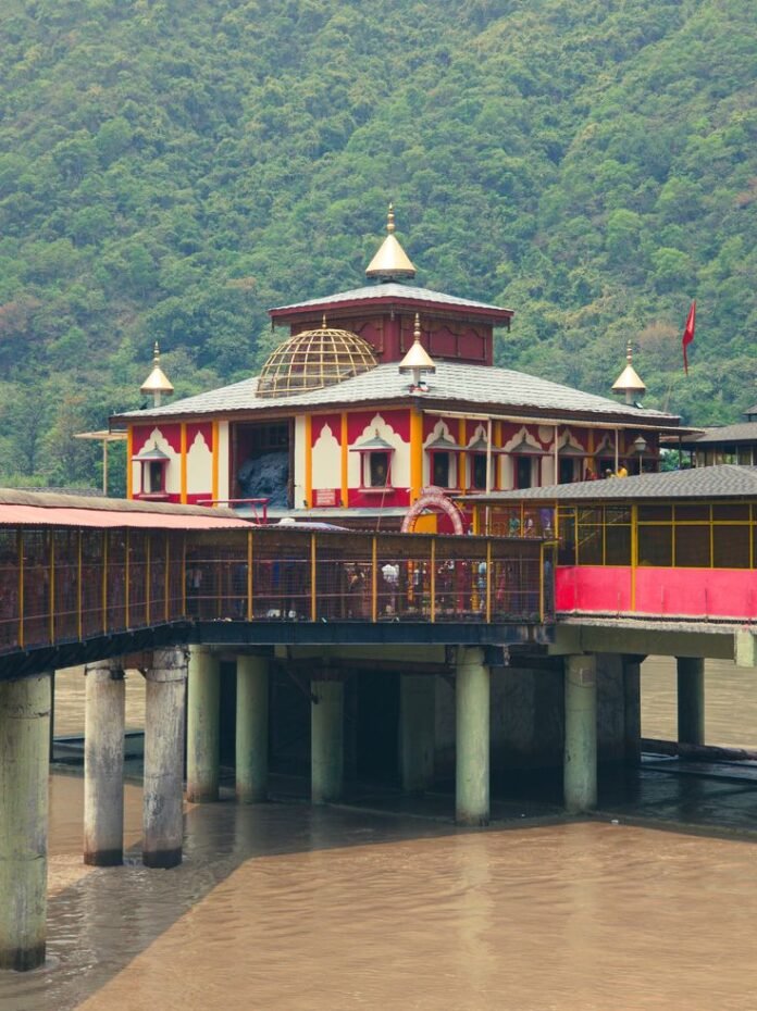 मां धारी देवी की कहानी