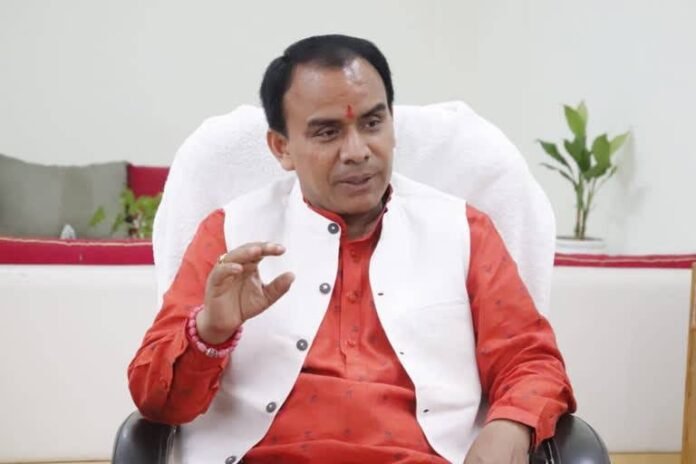 फरासू और चमधार भूस्खलन जोन के ट्रीटमेंट के लिए 90 करोड़ स्वीकृत : डॉ. धन सिंह रावत