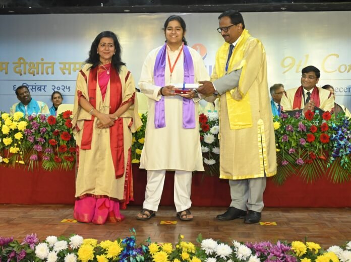 आईएमएस यूनिसन यूनिवर्सिटी का 9वां दीक्षांत समारोह: 549 छात्रों को मिली डिग्रियां, राधिका सूरी और वेदांशी ओली विशेष मेडल से सम्मानित