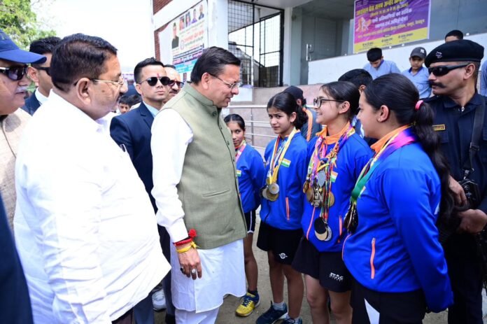सीएम पुष्कर सिंह धामी ने जोशीमठ के स्वर्ण पदक विजेता युवा टेबल टेनिस खिलाड़ियों को दी बधाई