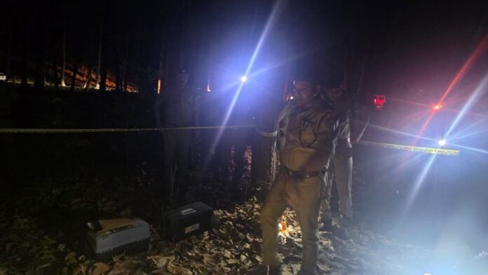 देहरादून पुलिस की बड़ी कार्रवाई,देर रात लूट की घटना के बाद आरोपियाँ से मुठभेड़, एक बदमाश ढेर,प्रभारी निरीक्षक भी गोली लगने से घायल ।