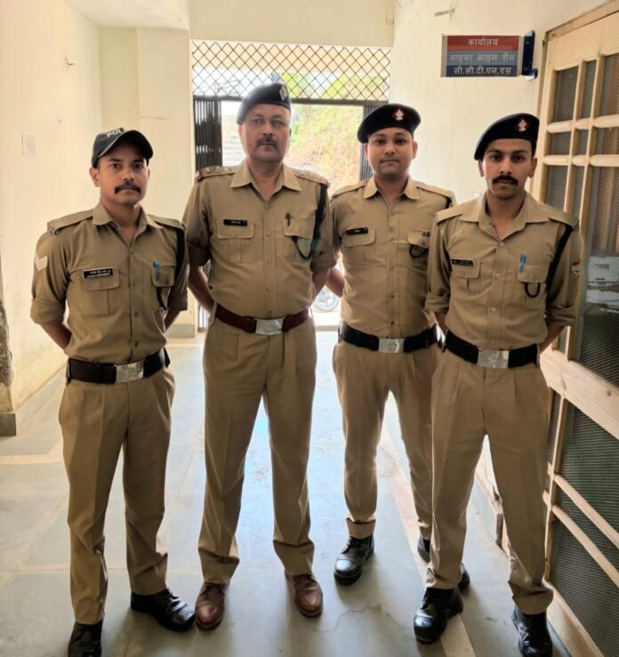 केदारनाथ यात्रा से पहले साइबर ठगों पर रुद्रप्रयाग पुलिस का बड़ा प्रहार, 265 फर्जी वेबसाइट्स, अकाउंट्स और नंबर ब्लॉक