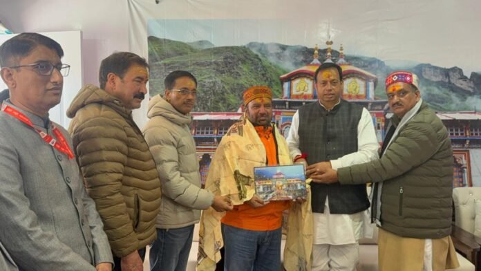 प्रसिद्ध उद्योगपति तथा बीकेटीसी वरिष्ठ सदस्य महेन्द्र शर्मा ने मंदिर समिति को ₹1.01 करोड़ का दान दिया।