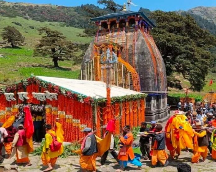 द्वितीय केदार श्री मदमहेश्वर मंदिर के कपाट खुले; पहले दिन उमड़ा श्रद्धा का सैलाब
