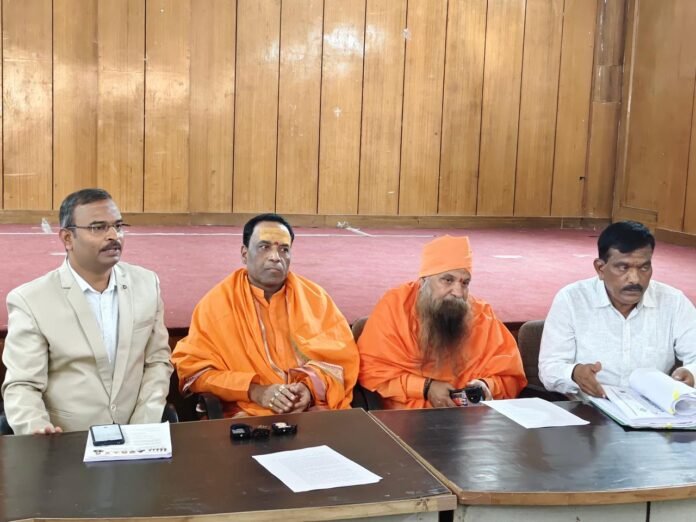 केदारनाथ रावल के उत्तराधिकारी को लेकर बढ़ा विवादपूर्व पुजारी बोले उत्तराधिकारी घोषित करने का नहीं प्रावधान